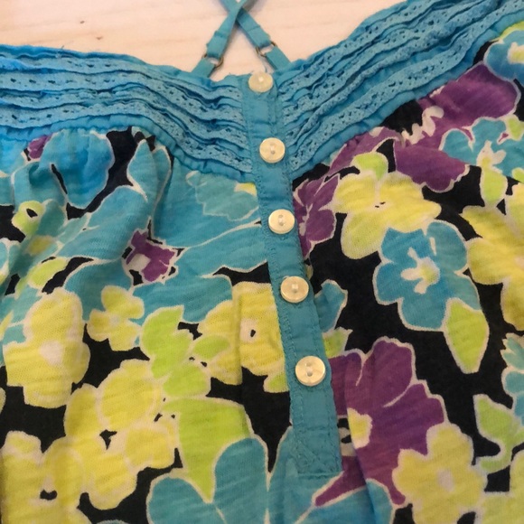 Aeropostale floral top - Picture 3 of 7